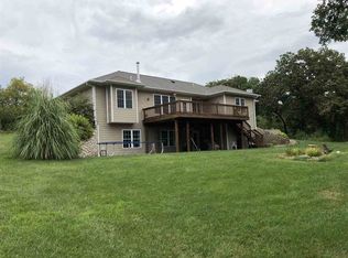7885 Lakeside Ave, Manhattan, KS 66502