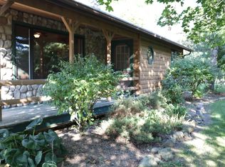 8214 Howe Rd, Wonder Lake, IL 60097