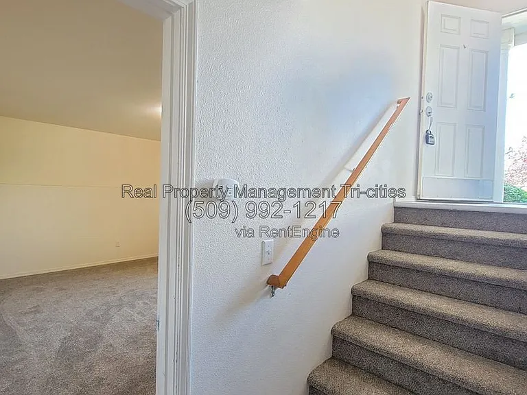 7606 Quadra Dr — Photo 21