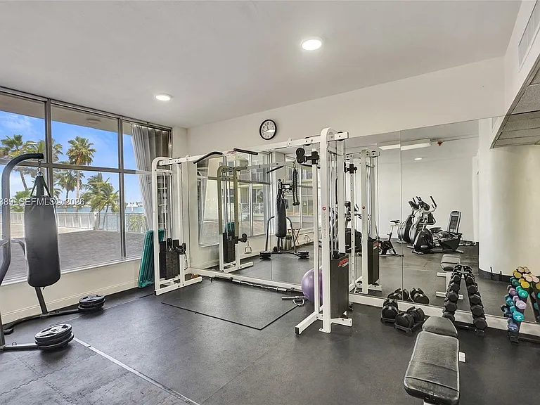 10350 W Bay Harbor Dr #3G — Photo 24
