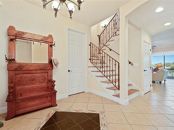 2nd image of 3545 Aquamarine Dr