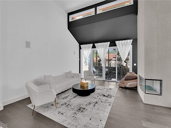 4th image of 8170 Round Hills Cir