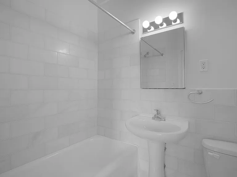 160 W 71st St #16S — Photo 6