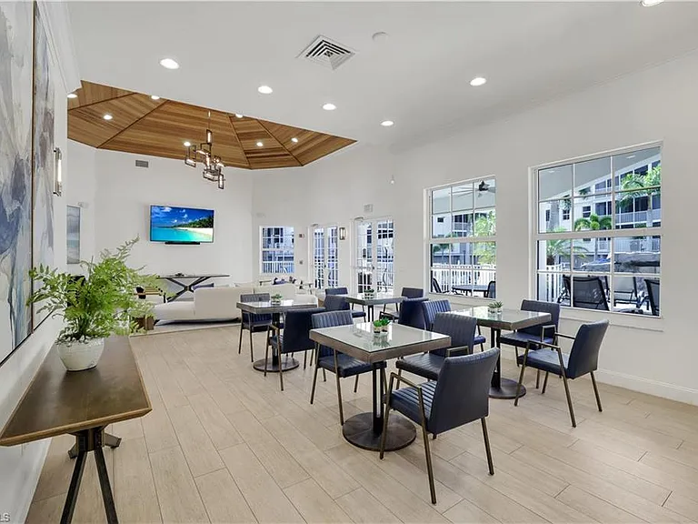 410 Flagship Dr #806 — Photo 33