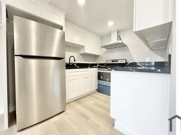 193 W 41st Pl, Los Angeles, CA 90037