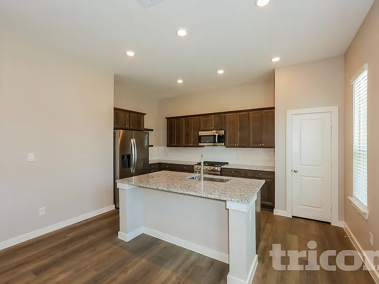 853 Summer Plum Way — Photo 5