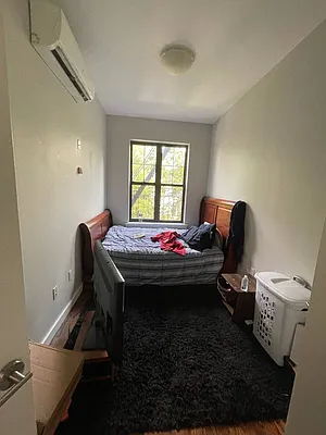 Rented by Greenrock Management | media 41