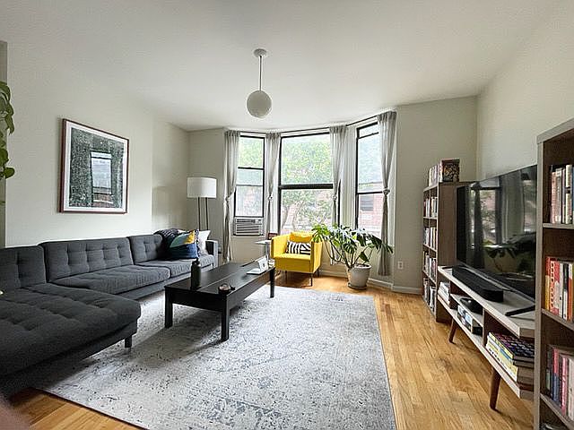 1st image of 23 Dean St #1B
