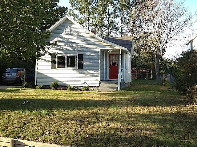 1st image of 811 E Danaher St