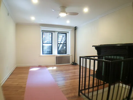 Rented by Francine Realty | media 9