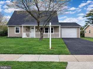 5 Middleton Ln, Willingboro, NJ