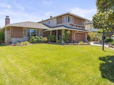 10730 La Roda Dr, Cupertino, CA, 95014
