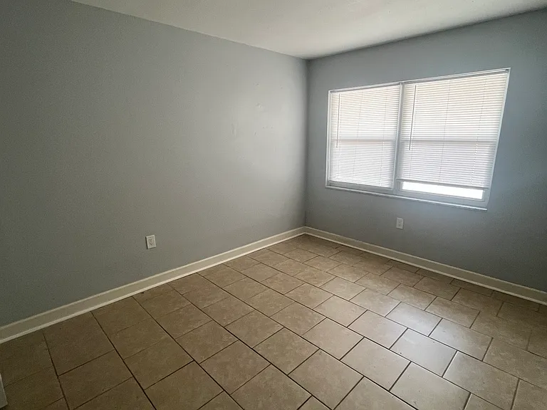 805 Louisville St #9 — Photo 9