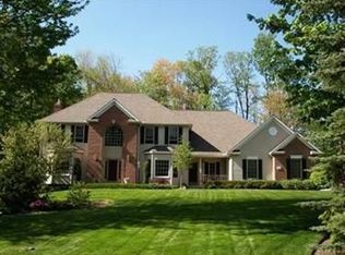 17291 Red Fox Trl, Chagrin Falls, OH 44023