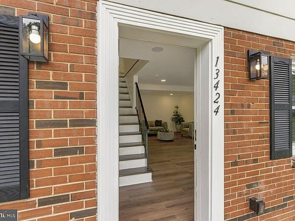 4th image of 13424 Kingsman Rd