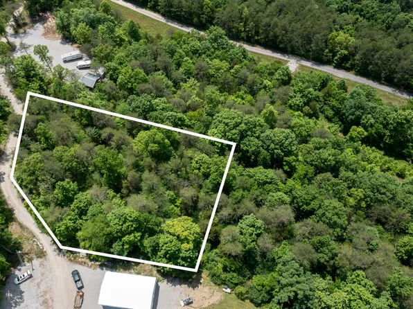 5 Wolf Gap Rd, Bronston, KY 42518