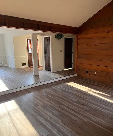 180 Little Creek Dr — Photo 4