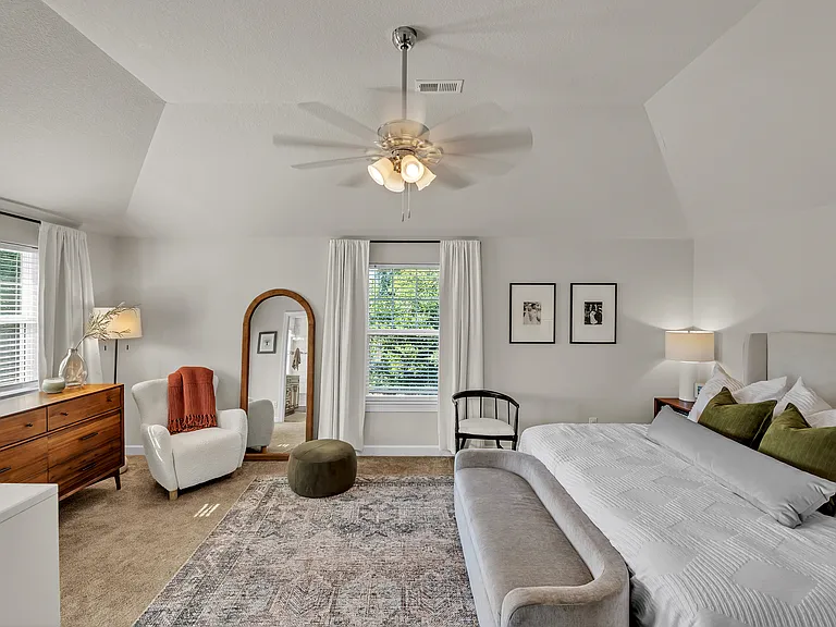 2226 E Berrie Cir — Photo 39