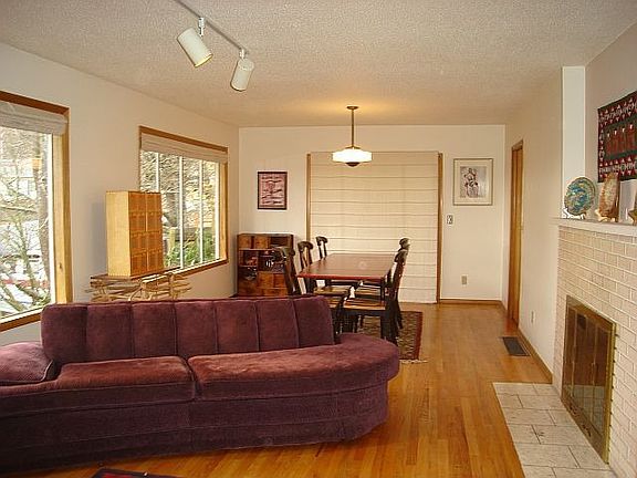 Southern exposure in living-dining, with access to private backyard