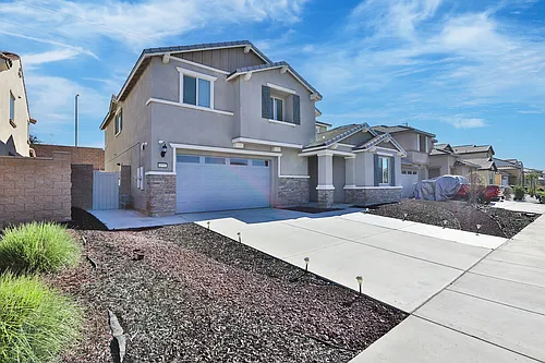 4551 Highland Ave Photo 1
