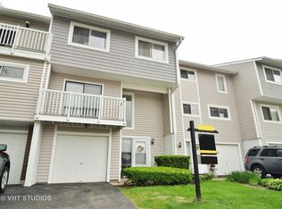 1119 Sandpiper Ct, Bartlett, IL 60103