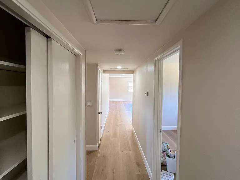 1333 Ridgeley Dr — Photo 11