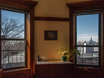 Sold by Avenue Sotheby's International Realty