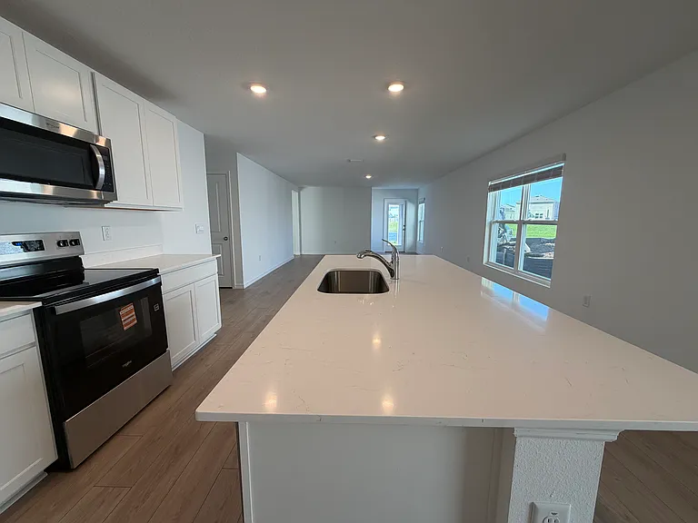5253 Berry Bay Ave — Photo 4