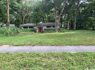 7615 SW 8th Ave, Gainesville, FL 32607