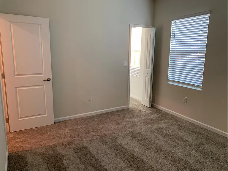 10022 Red Eagle Dr — Photo 9