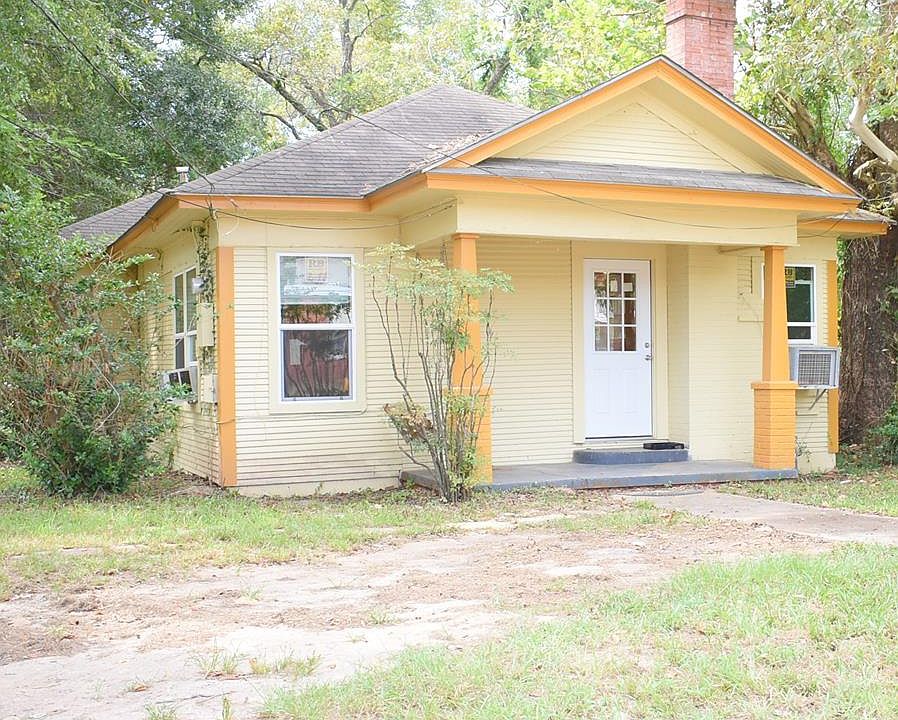 1st image of 501 W Cox St