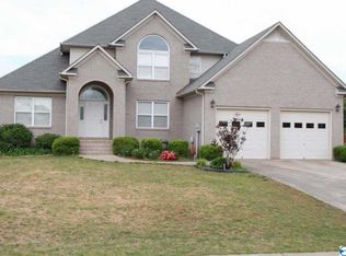 13415 Sweet Pea St, Athens, AL 35613