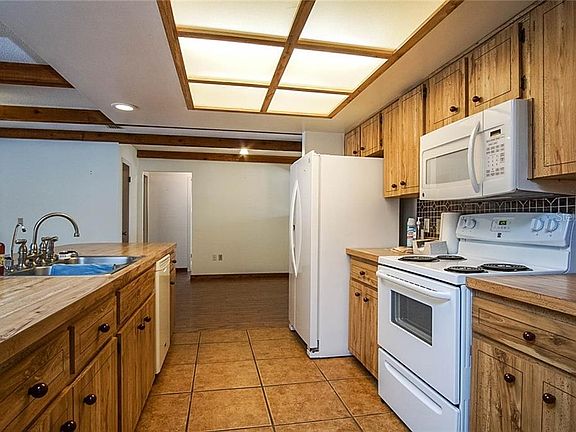 4th image of 4190 W Fireside Ln