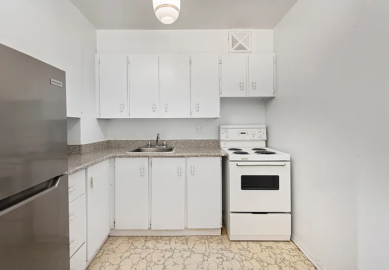 10 Macey Ave — Photo 13