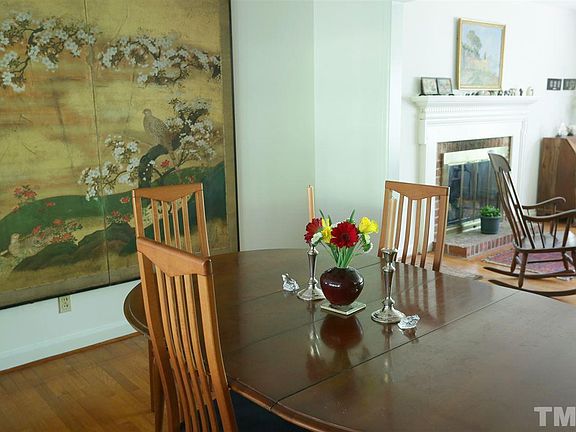 5th image of 102 Cherokee Cir