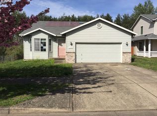 1137 Eagle Dr, Woodburn, OR 97071
