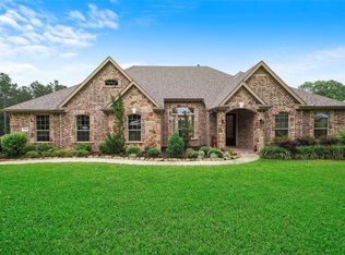 9542 Longmire Oaks Dr, Conroe, TX 77304