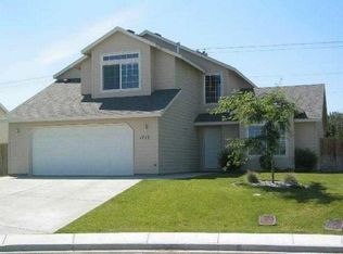 1713 W 35th Ave, Kennewick, WA 99337