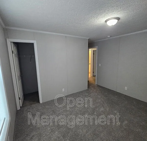 511 E 1st St #82 — Photo 17