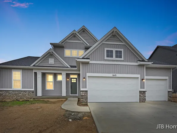 3645 Waterton Dr, Grandville, MI 49418