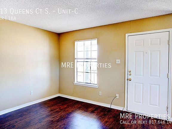 2nd image of 313 Queens Ct S APT C