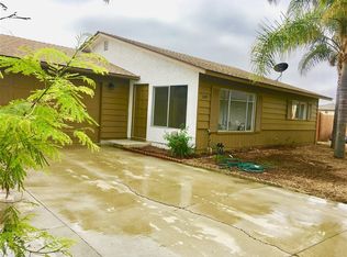 1009 Briarway Ct, Vista, CA 92083