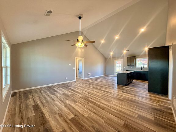 2nd image of 105 Indigo Ave