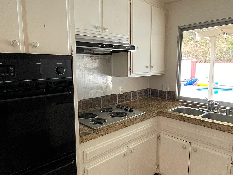 5223 Countryside Dr — Photo 16