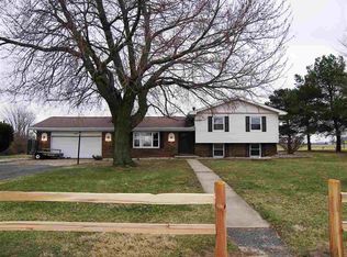 3107 E Pierceton Rd, Warsaw, IN 46580