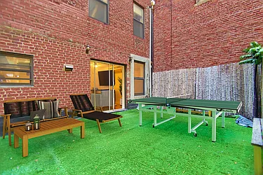 Rented by Living New York