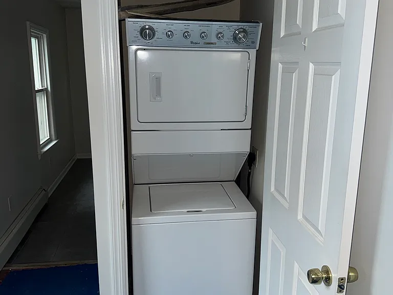 22 Davis St #2 — Photo 5