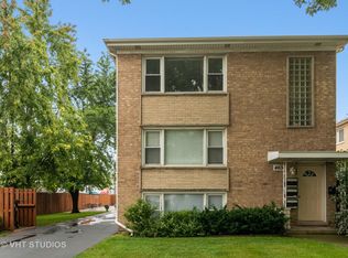 4630 Vernon Ave, Brookfield, IL 60513