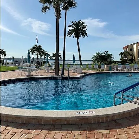 800 S Gulfview Blvd #302 — Photo 5