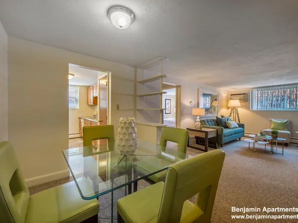 8 Brattle Dr, Arlington, MA